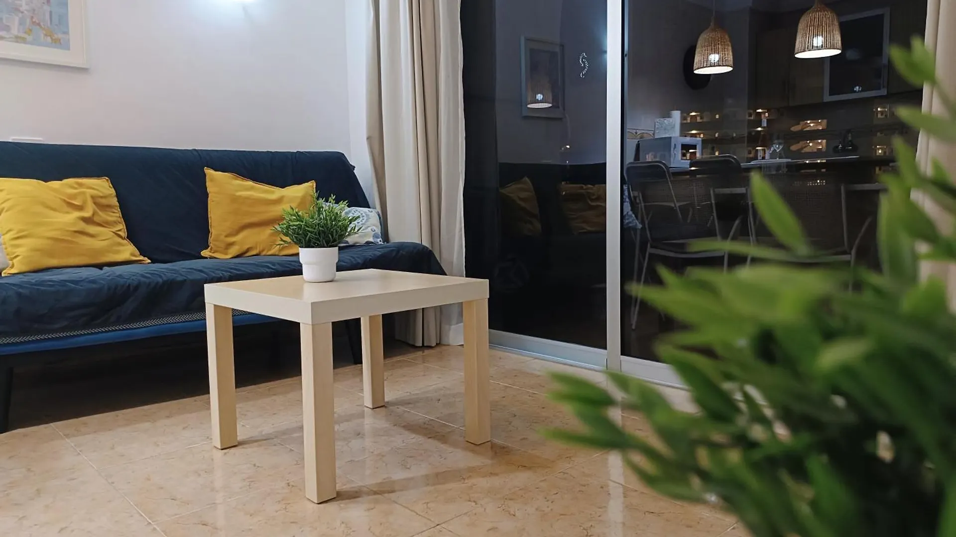 Lovely Apartment Close To The Beach Playa del Ingles  Spain